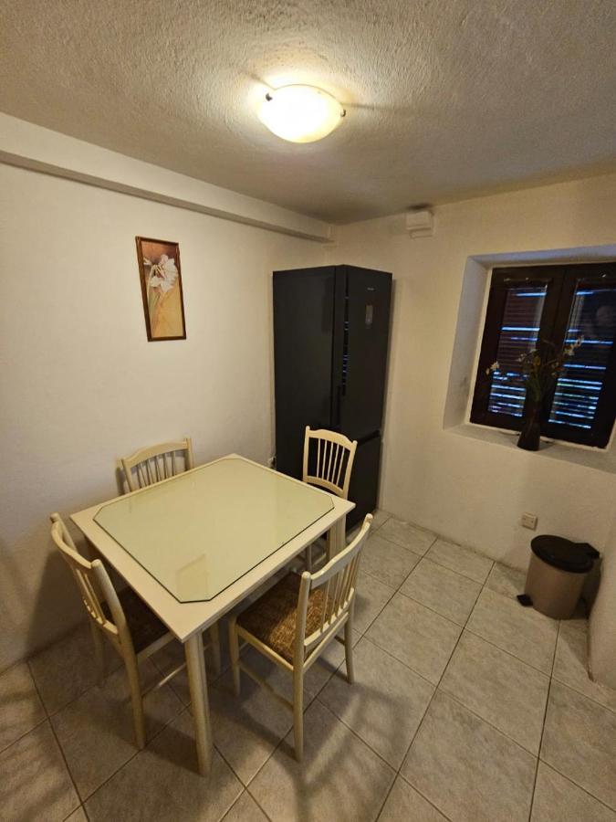 Apartment Ana Paola Kotor Exteriör bild